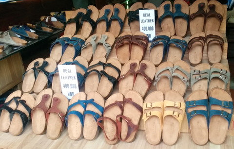 Vietnam Souvenirs_07