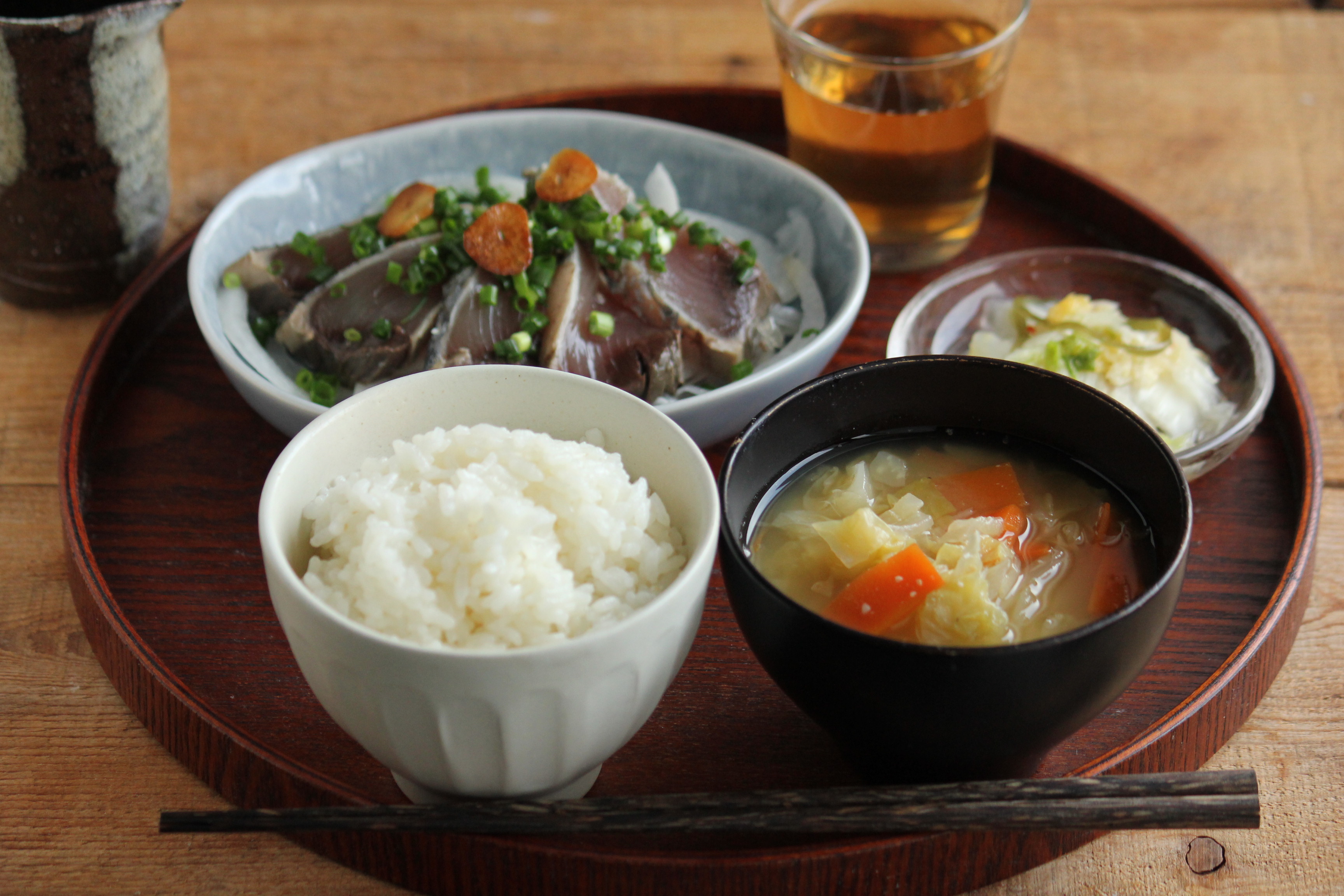 魚の日 鰹のたたき献立 日々のごはんとおやつのネタ帳 簡単なのも 丁寧なのも Powered By ライブドアブログ