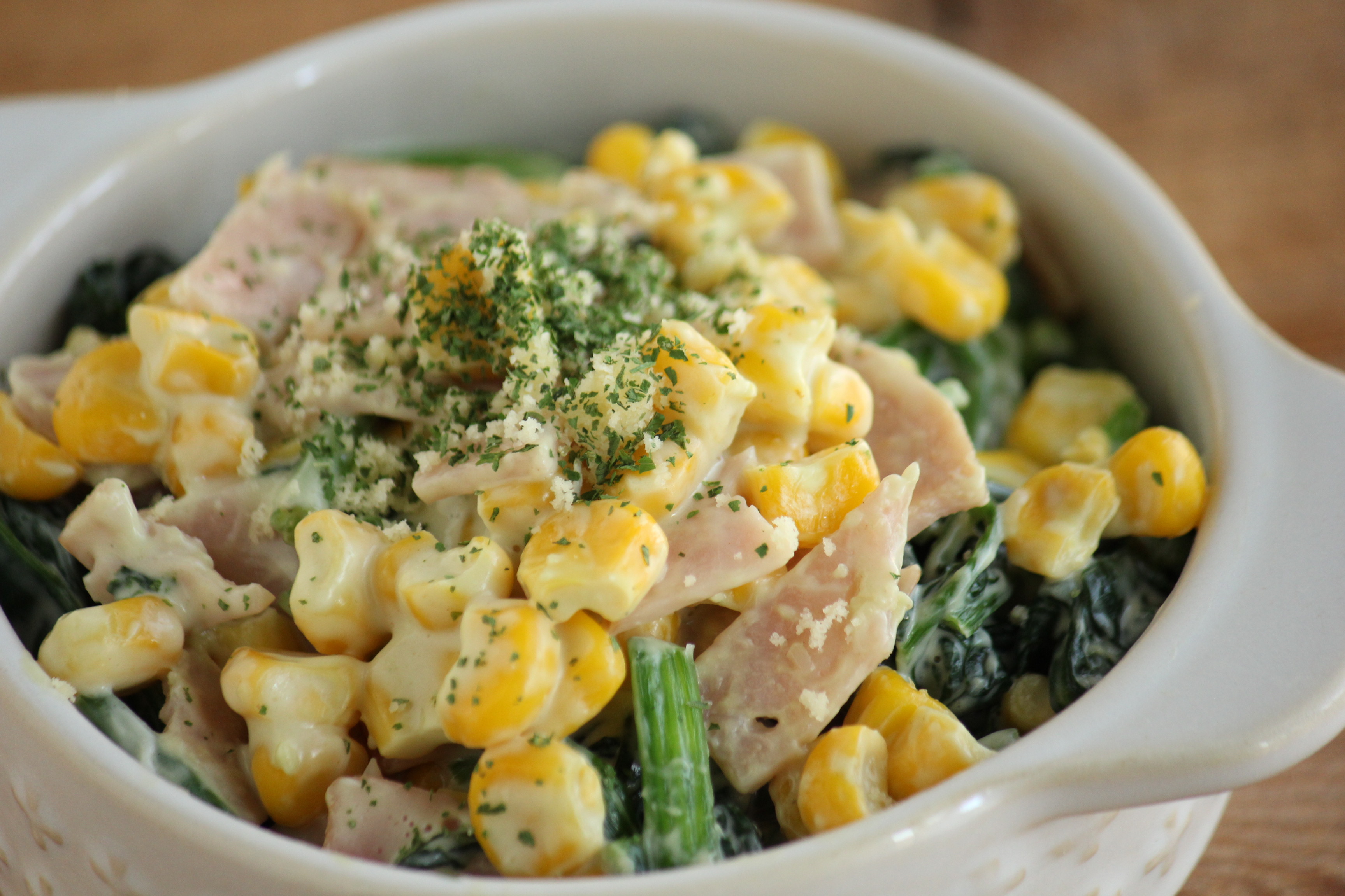 彩りほうれん草と生ハムのレシピ