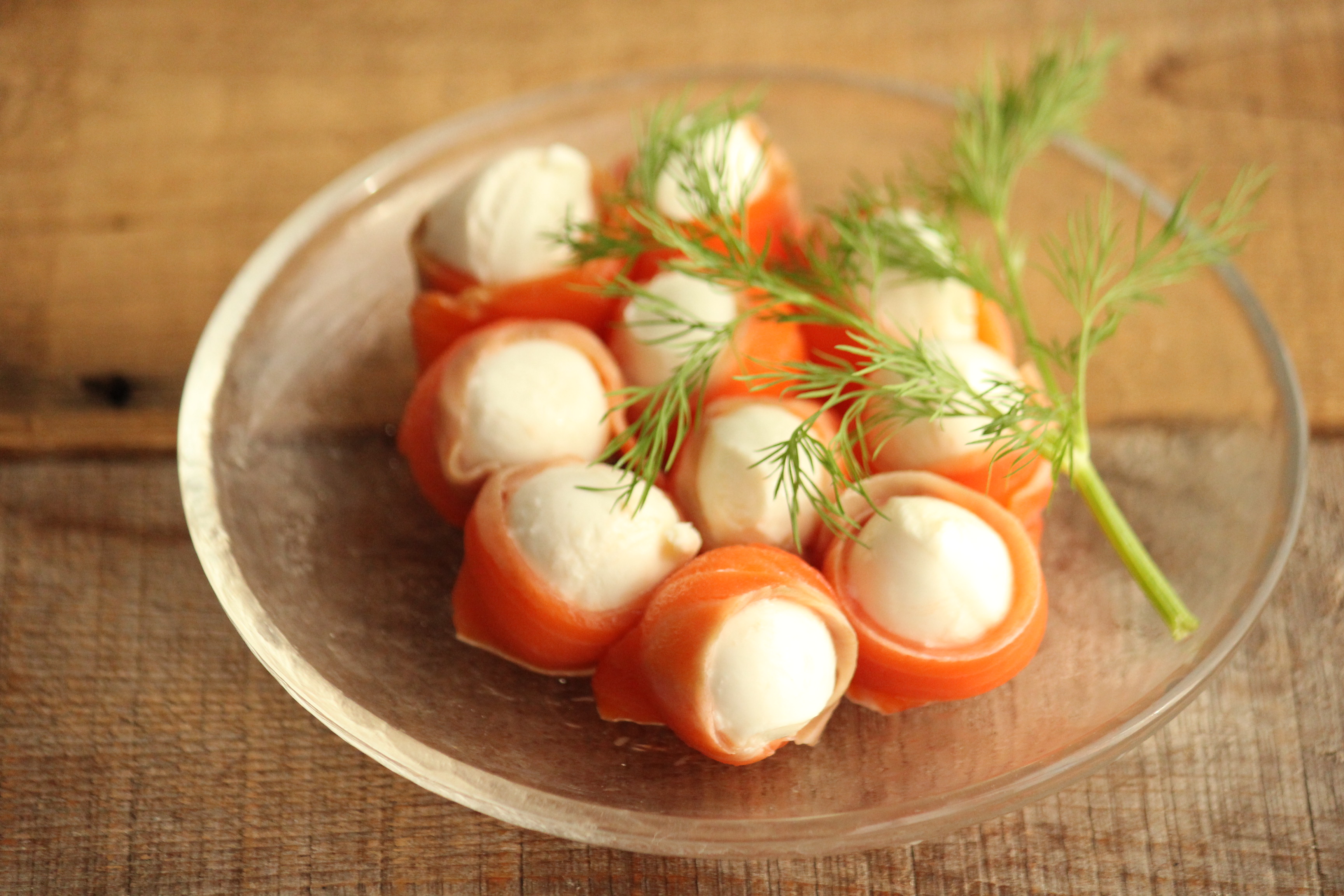 レシピのいらないおつまみ モッツァレラサーモンとシーフードマリネ ビジュアル系フード Powered By ライブドアブログ