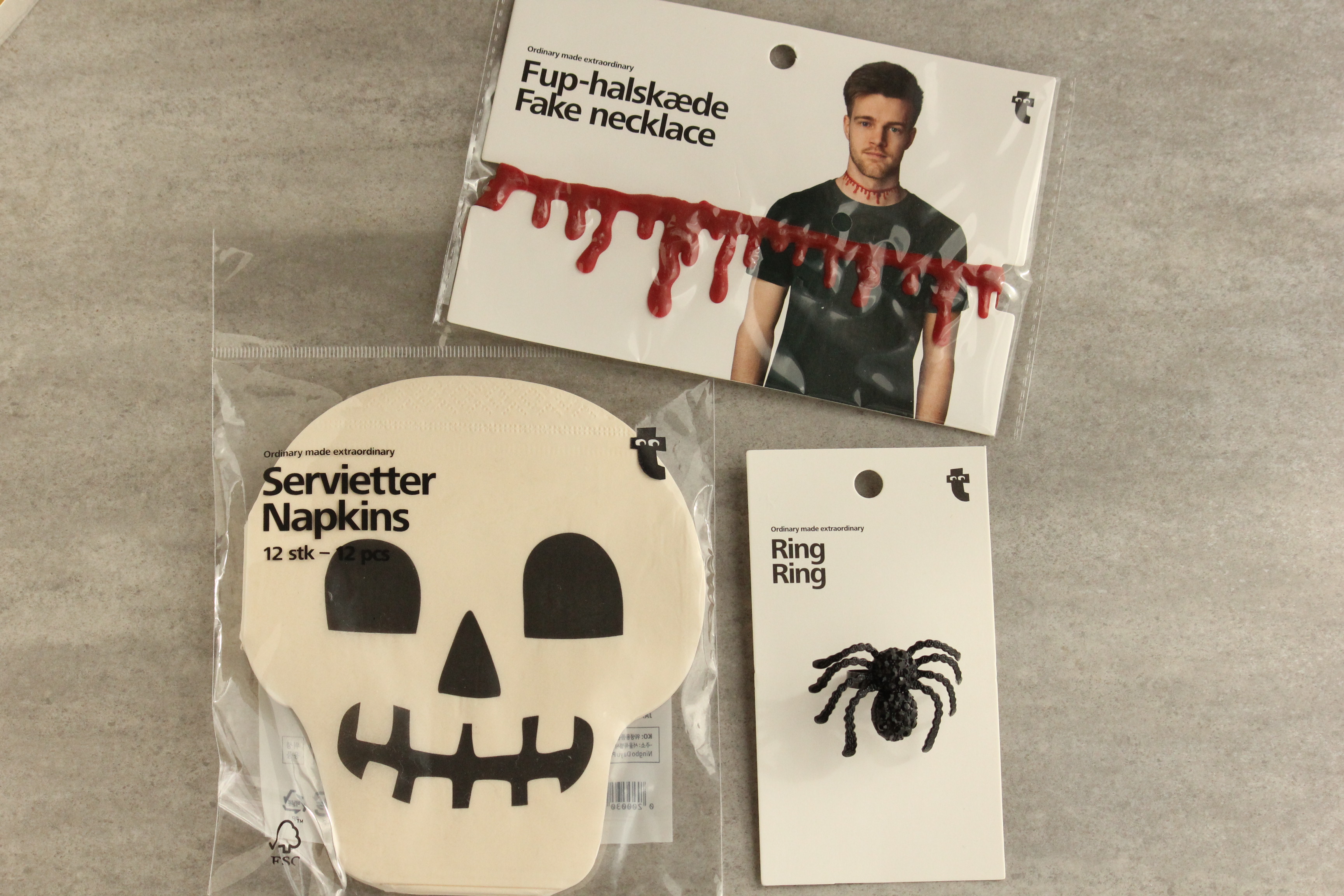 ハロウィンの仮装のおともに! ドクロネックレス （ハロウィンの仮装の 