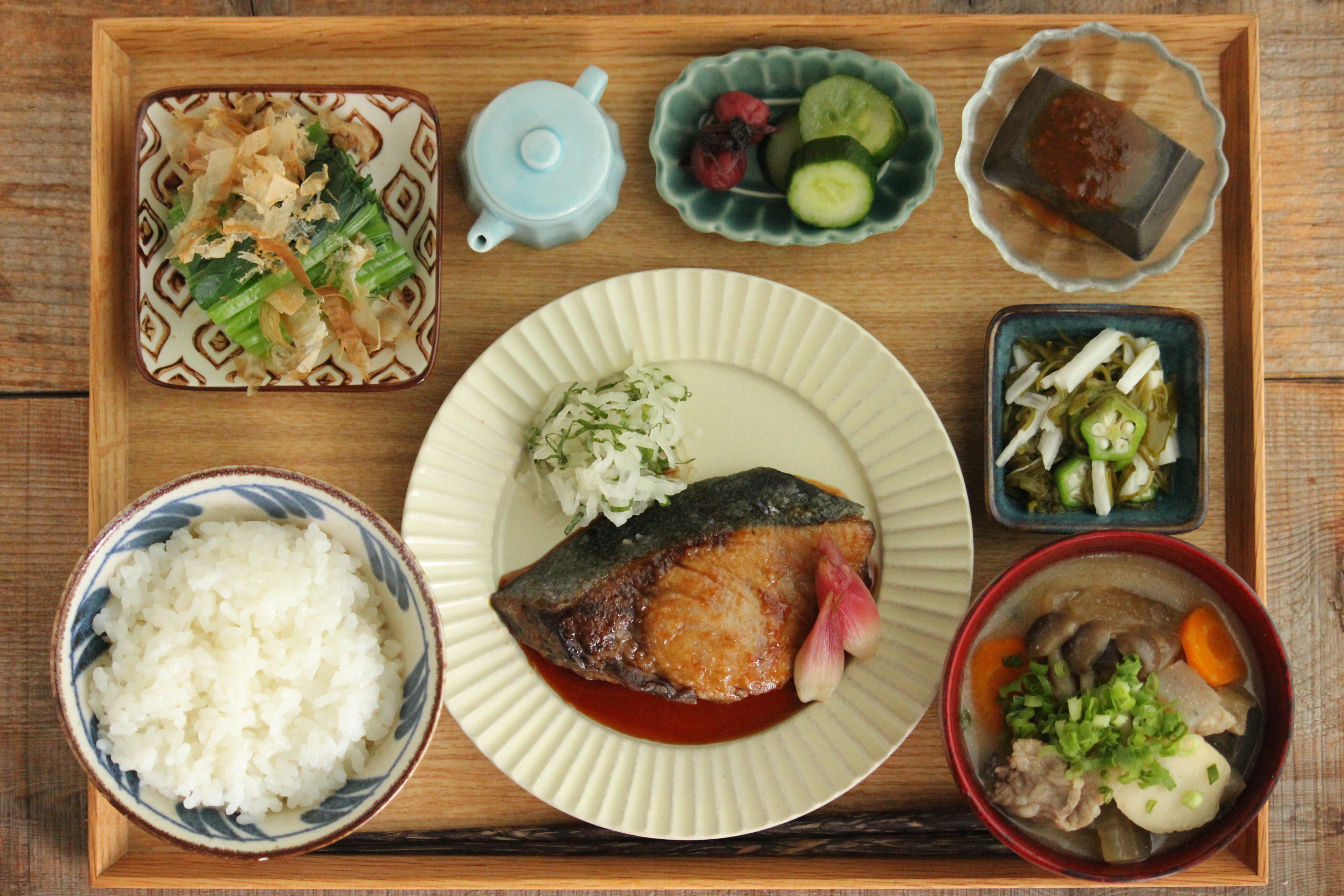 鰤の照り焼き献立 日々のごはんとおやつのネタ帳 簡単なのも 丁寧なのも Powered By ライブドアブログ
