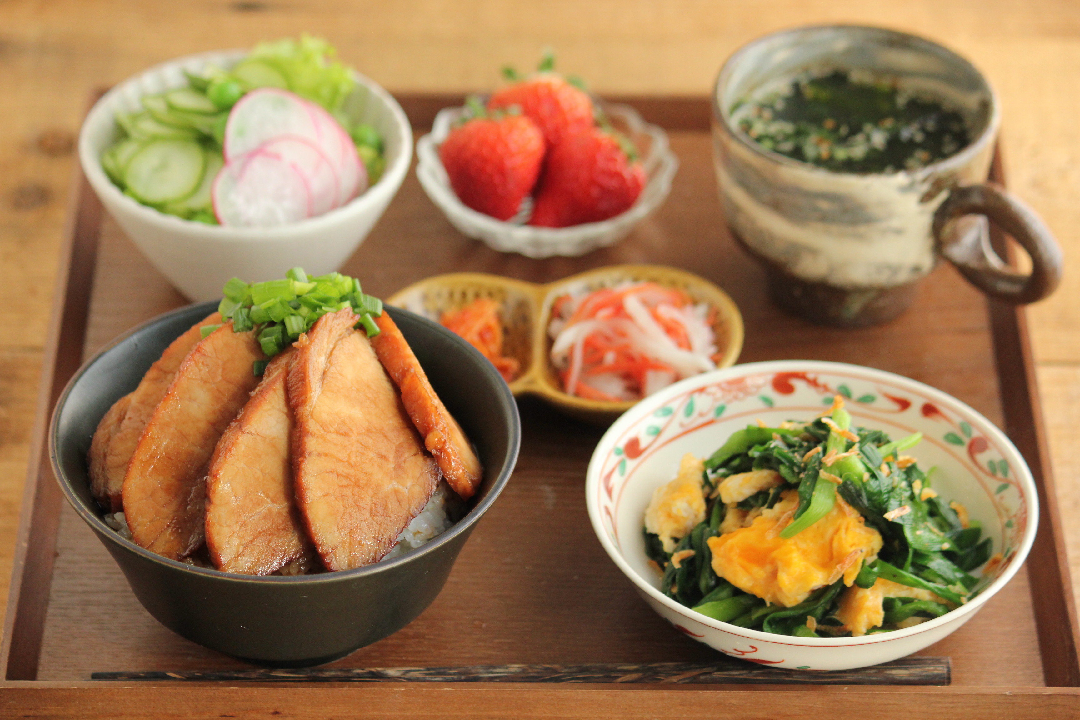 チャーシュー丼とニラ玉などの丼ぶりの日献立 ビジュアル系フード Powered By ライブドアブログ