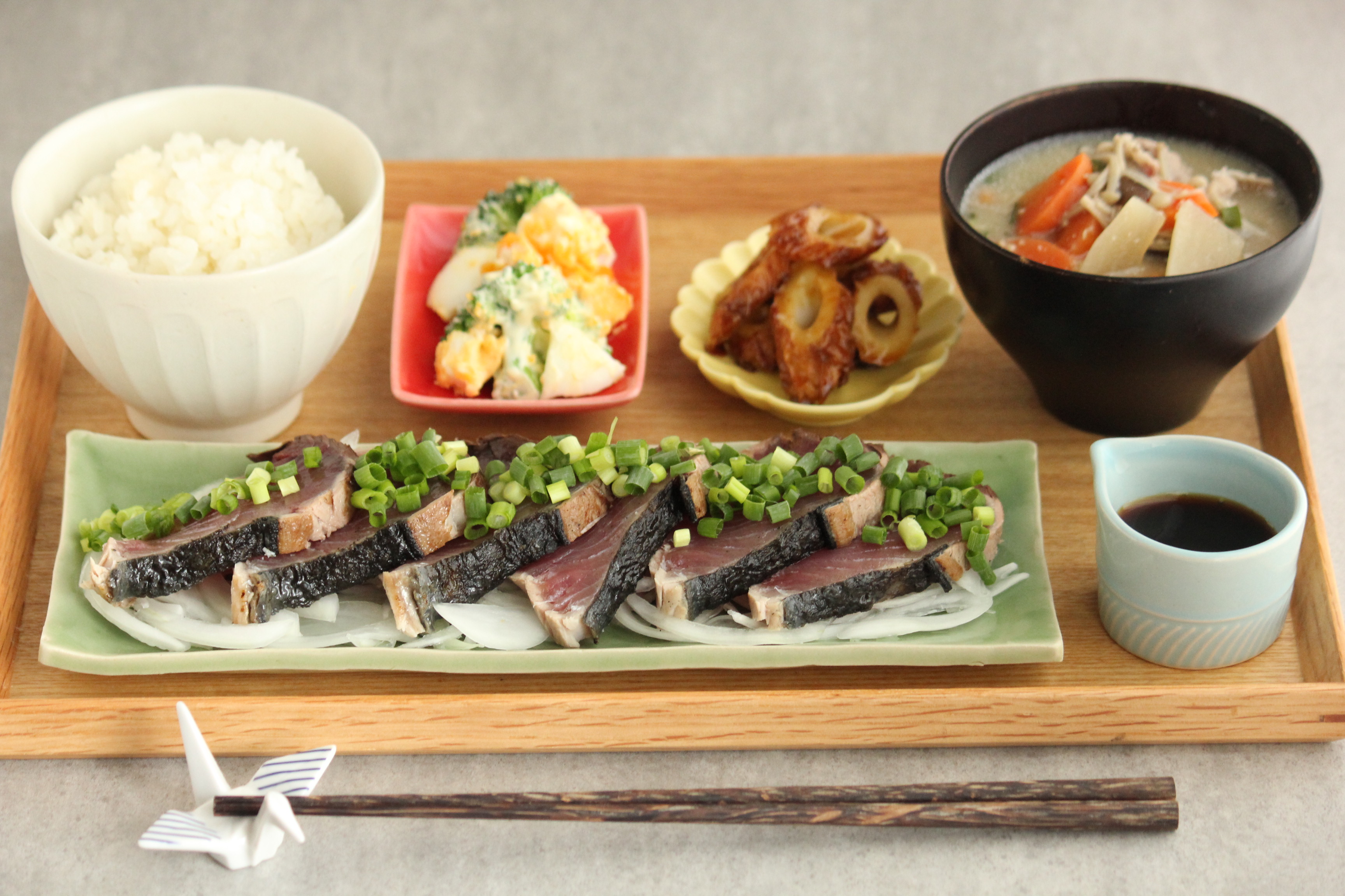 簡単副菜レシピ ちくわのカレー照り焼きと鰹のたたき献立 日々のごはんとおやつのネタ帳 簡単なのも 丁寧なのも Powered By ライブドアブログ