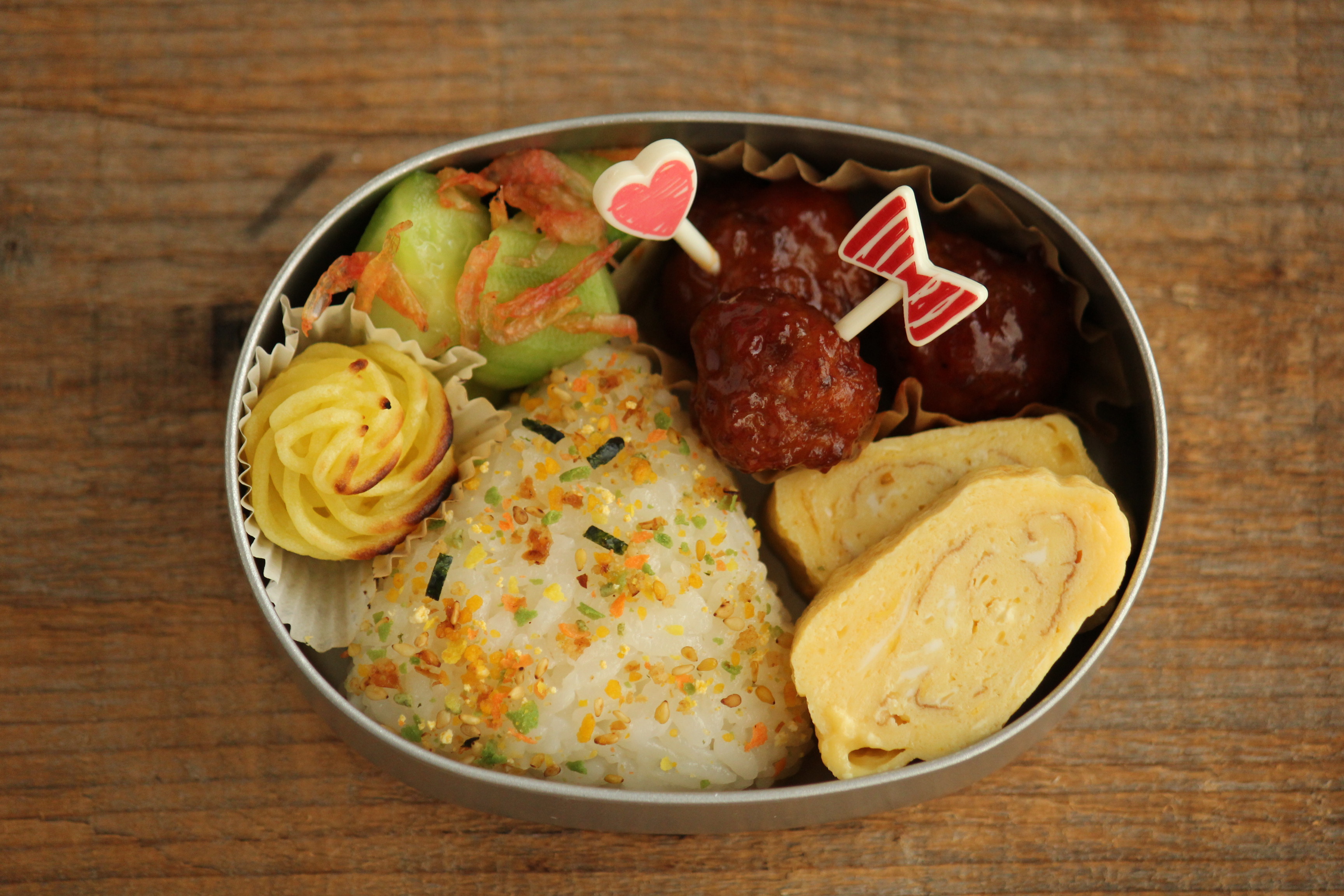 小学生 幼稚園児弁当 肉団子とおにぎり ビジュアル系フード Powered By ライブドアブログ 小学生 幼稚園児弁当 肉団子とおにぎり ビジュアル系フード Powered By ライブドアブログ