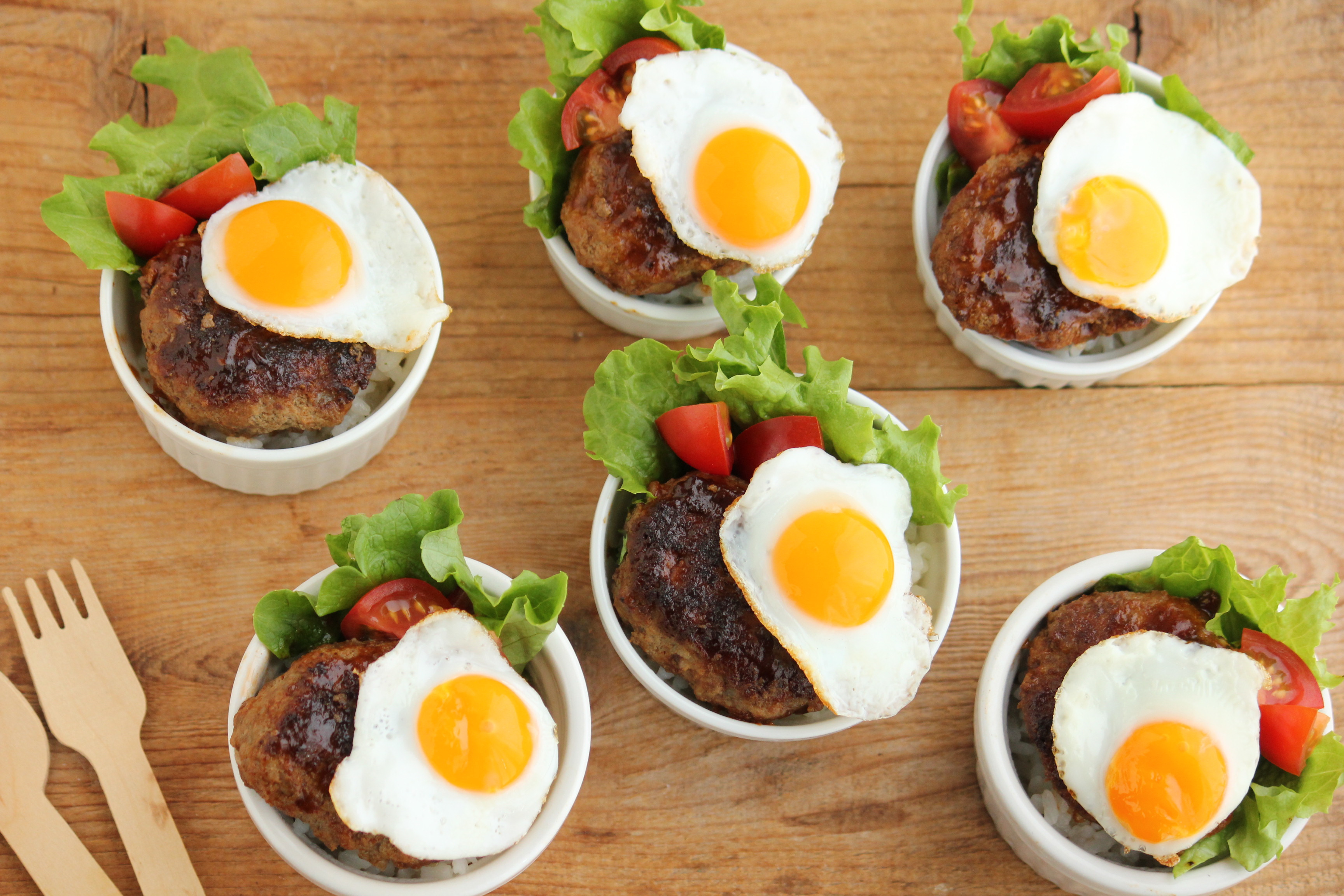 ミニロコモコ丼とおうち花見 ビジュアル系フード Powered By ライブドアブログ