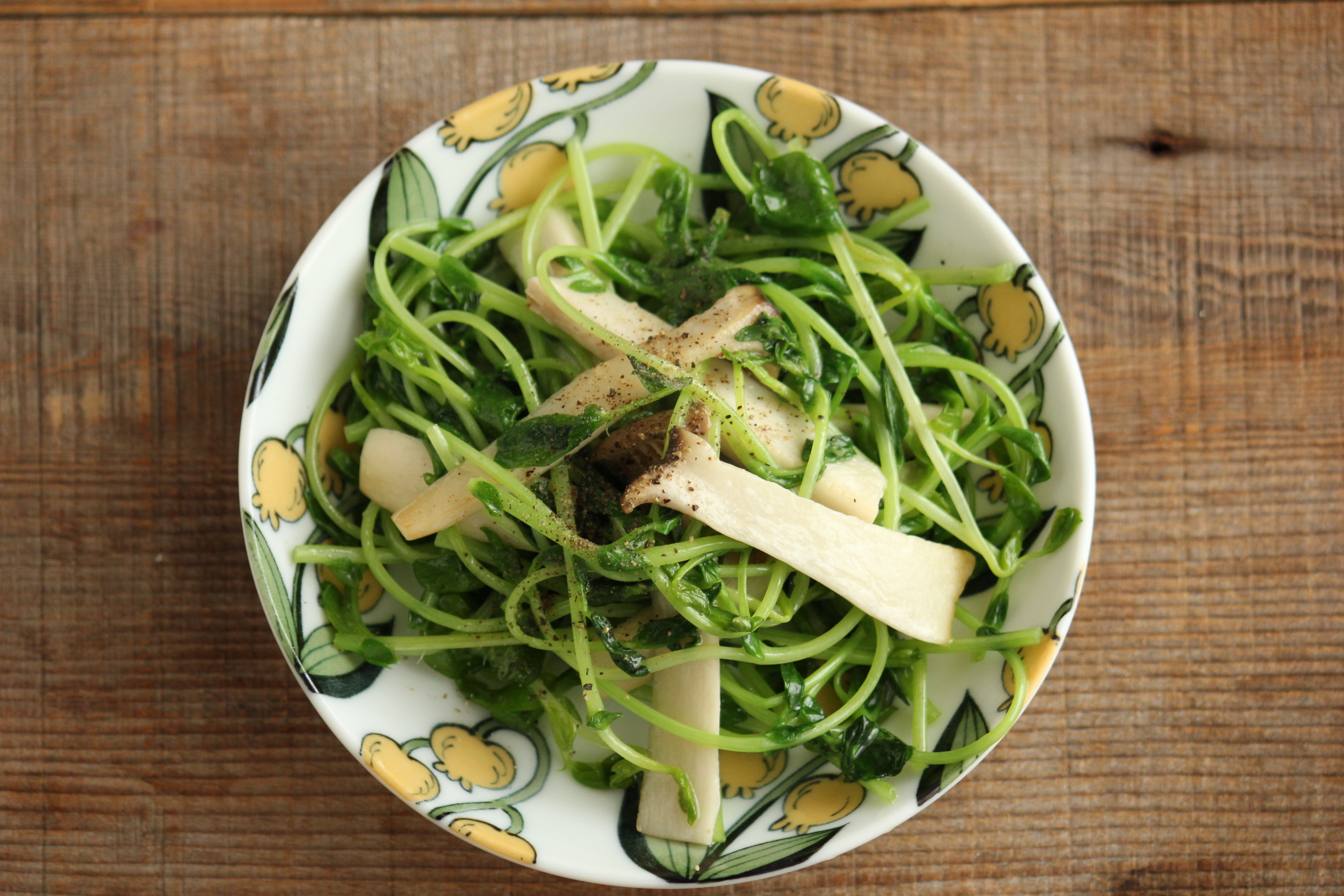 簡単もう1品 豆苗とエリンギのガーリック炒め ビジュアル系フード Powered By ライブドアブログ