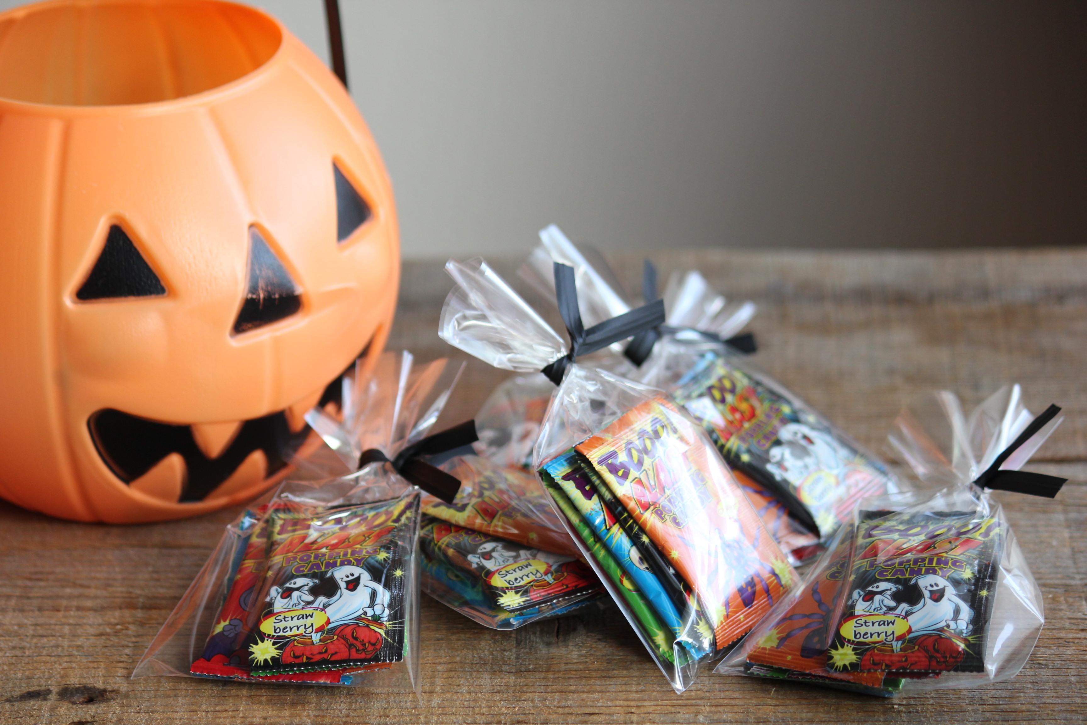 カルディのハロウィン配りお菓子とラッピング ビジュアル系フード Powered By ライブドアブログ カルディのハロウィン配りお菓子とラッピング ビジュアル系フード Powered By ライブドアブログ