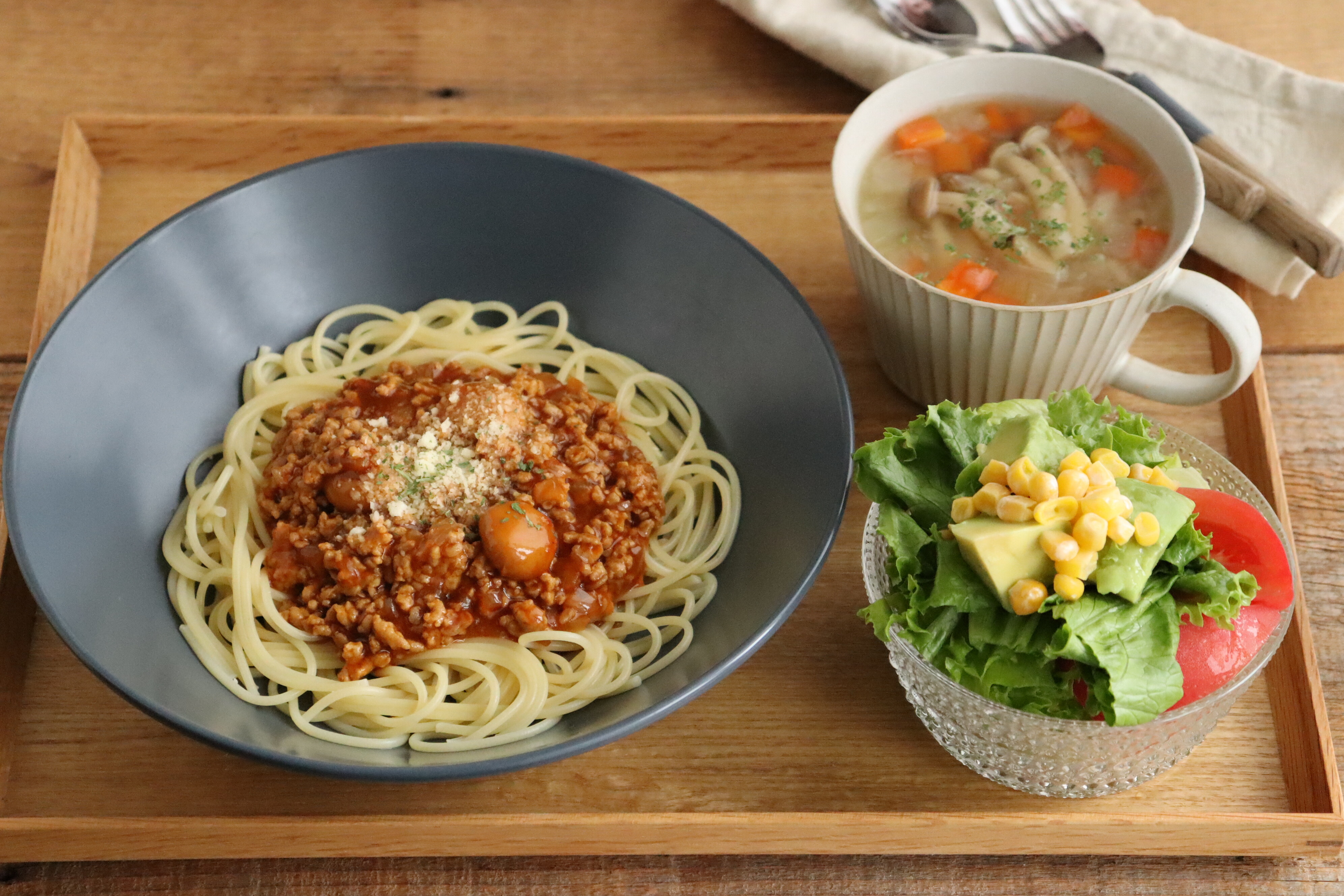 体にやさしい具だくさんもち麦スープとミートソース献立とゆるゆるダイエットの話 日々のごはんとおやつのネタ帳 簡単なのも 丁寧なのも Powered By ライブドアブログ