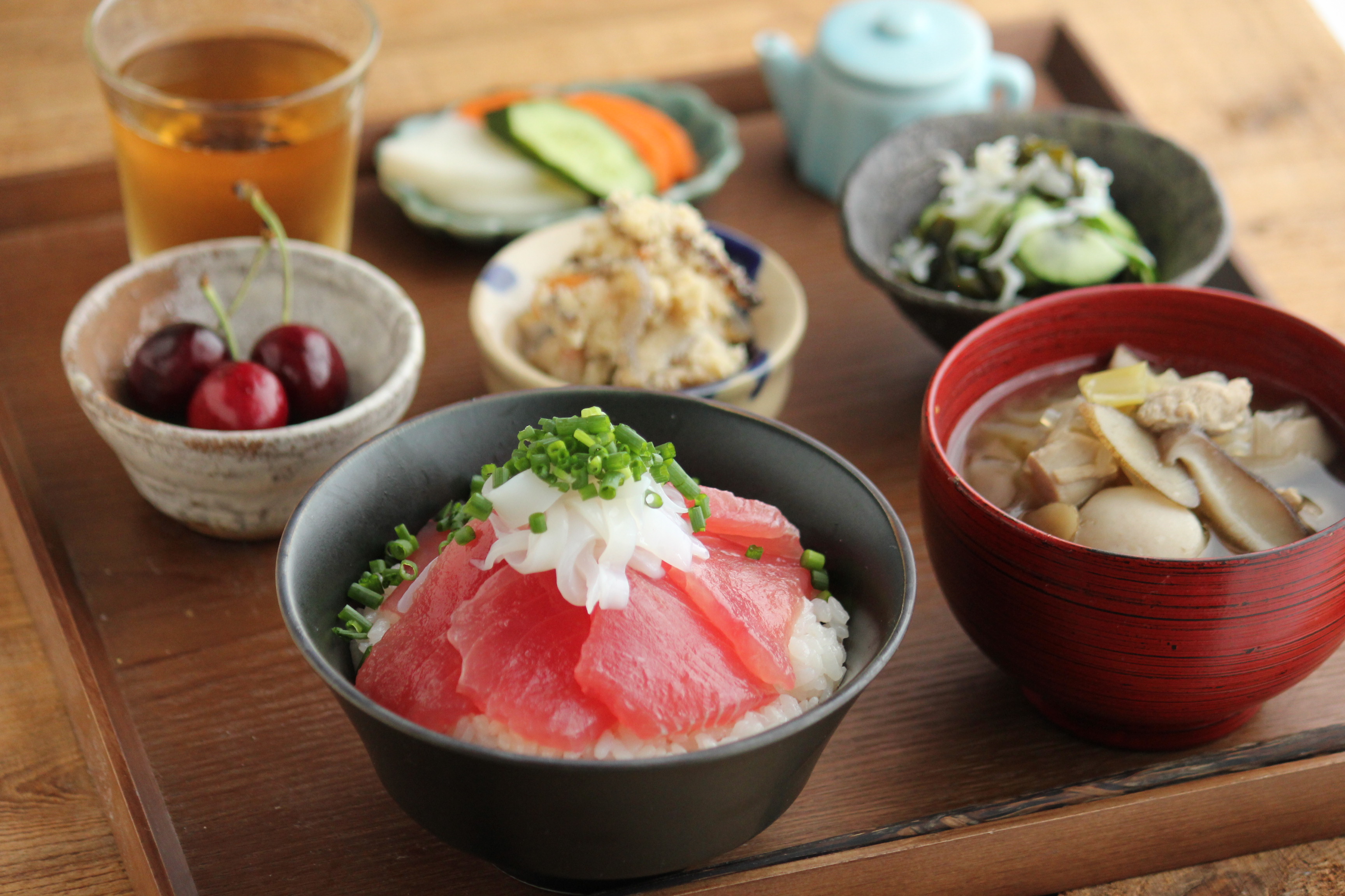 マグロ丼とボリューム汁物献立 日々のごはんとおやつのネタ帳~簡単なのも、丁寧なのも~ Powered by ライブドアブログ マグロ丼とボリューム汁物献立 日々のごはんとおやつのネタ帳~簡単なのも、丁寧なのも~ Powered by ライブドアブログ
