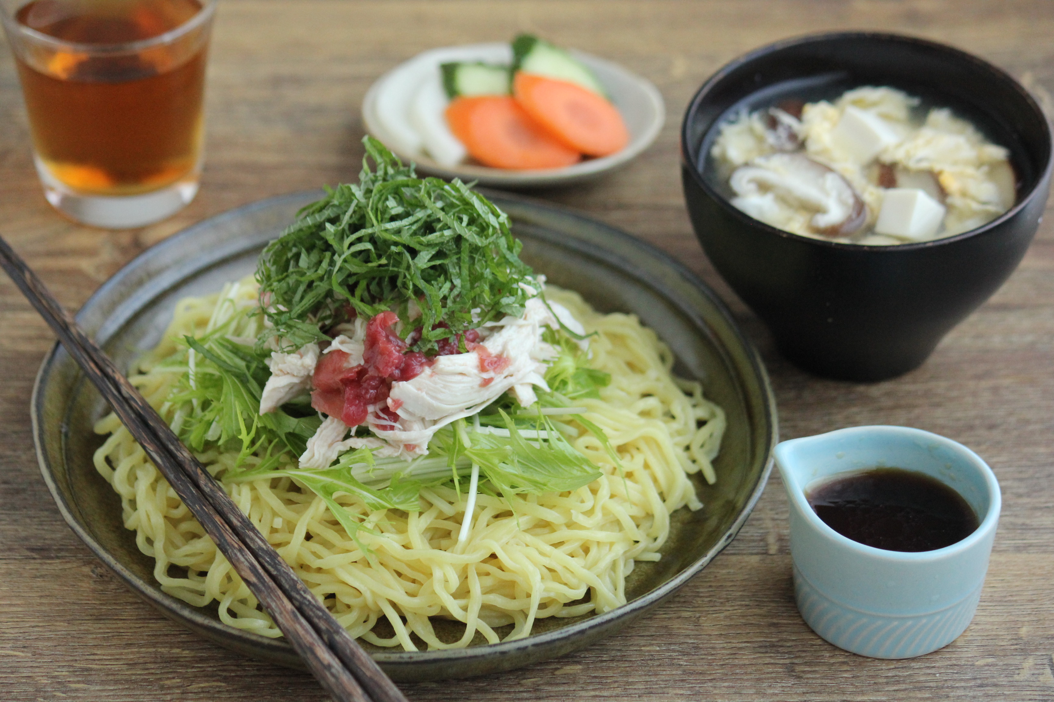 簡単 鶏むね茹で鶏で茹で汁もスープに 鶏と梅しそ冷やし中華献立 ビジュアル系フード Powered By ライブドアブログ 簡単 鶏むね茹で鶏で茹で汁もスープに 鶏と梅しそ冷やし中華献立 ビジュアル系フード Powered By ライブドアブログ