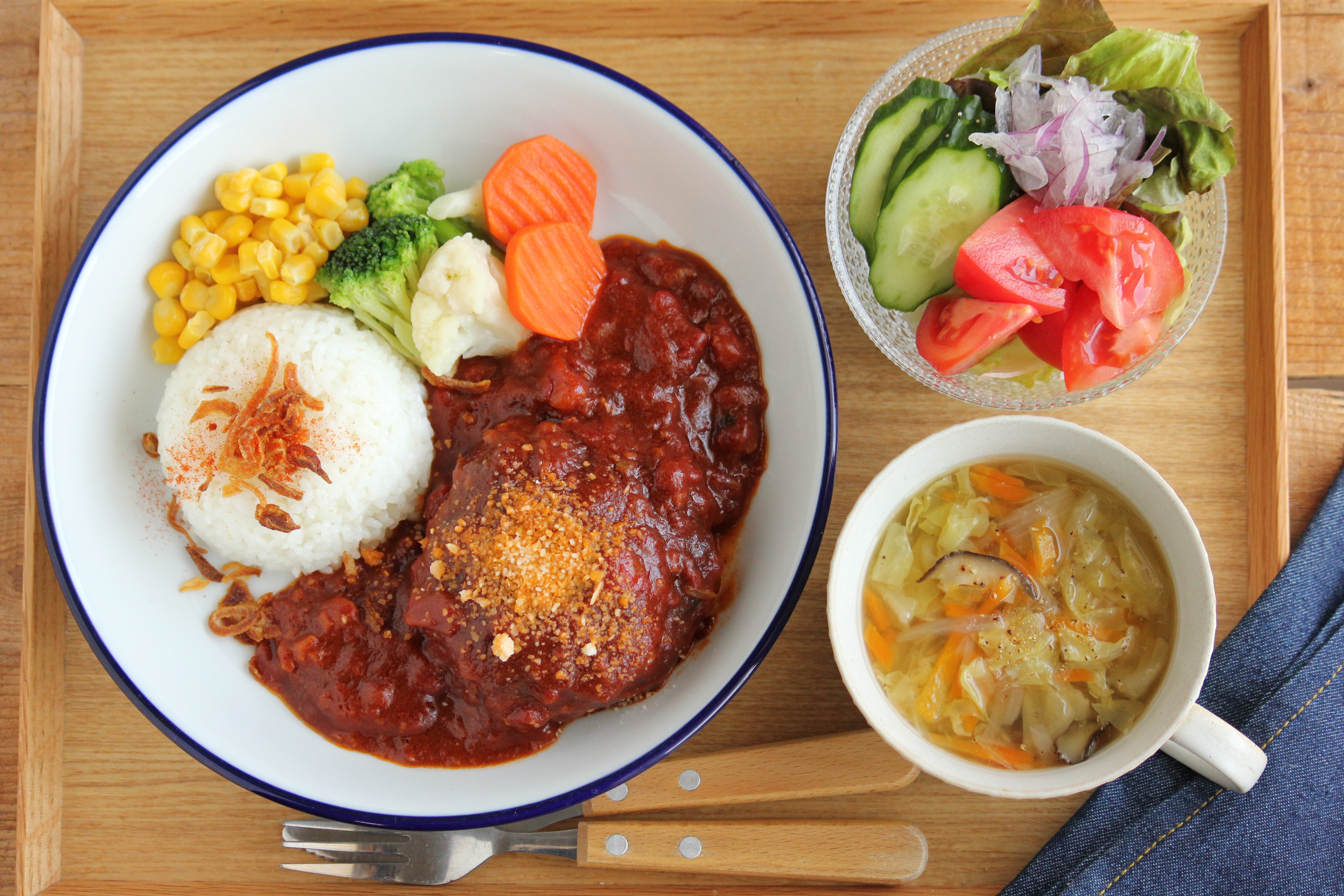 煮込みハンバーグと味付け塩だけ野菜スープ ビジュアル系フード Powered By ライブドアブログ 煮込みハンバーグと味付け塩だけ野菜スープ ビジュアル系フード Powered By ライブドアブログ