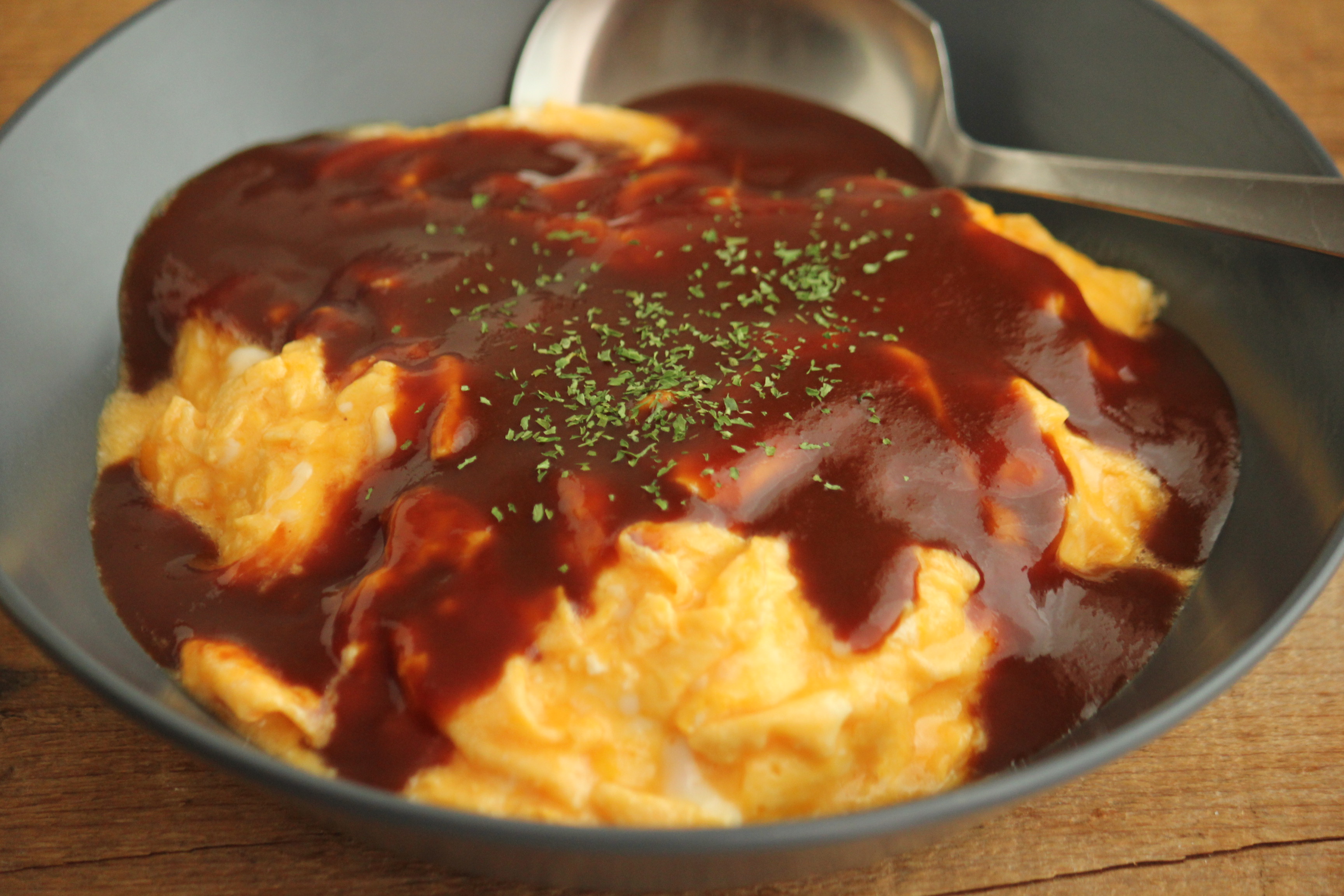 簡単コスパレシピ 玉ねぎと卵で作るとろ りデミ玉オムレツ ビジュアル系フード Powered By ライブドアブログ