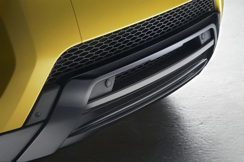 RR_EVQ_13MY_LE_100113_14_LowRes