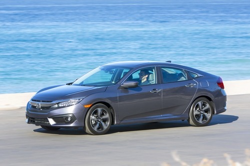 16_Civic_Sedan_050