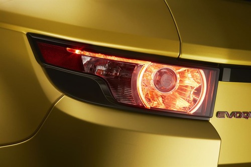 RR_EVQ_13MY_LE_100113_12_LowRes