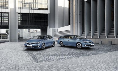 AURIS_02_GENEVA_MS_2015__mid