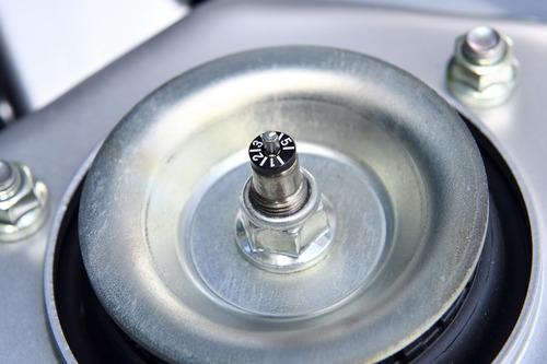 メカニズム_減衰力調整ダイヤル_サイズ変更