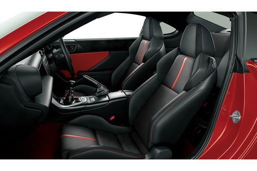 26 GR86_P34_RZ_Seat_サイズ変更