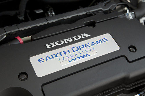 2014_Honda_Accord_EX_Sedan_int_009