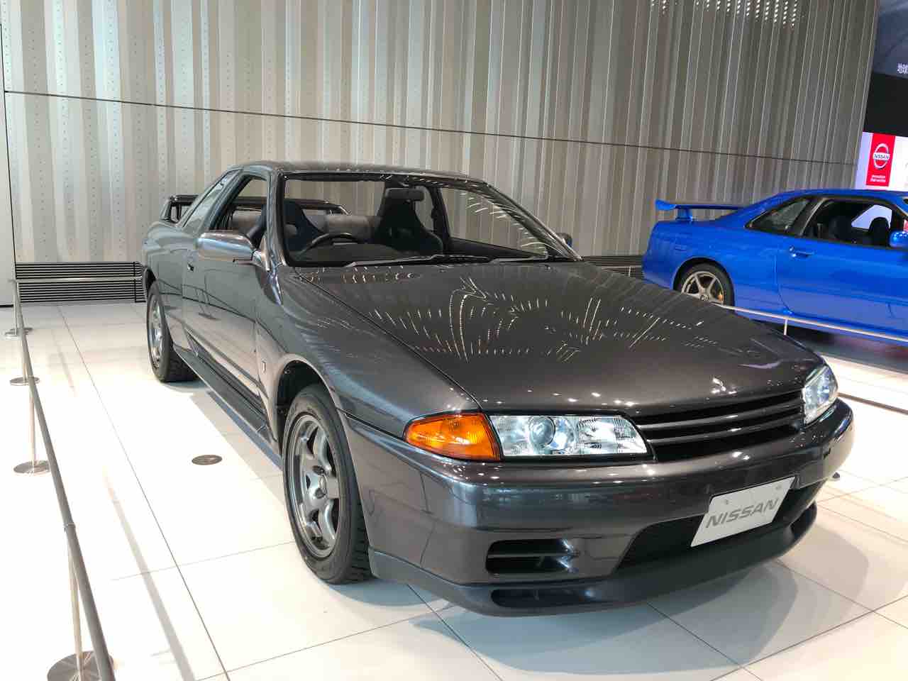 クルマのミライNEWS : キレイなR32スカイラインGT-Rを日産グローバル本社ギャラリーにて拝見