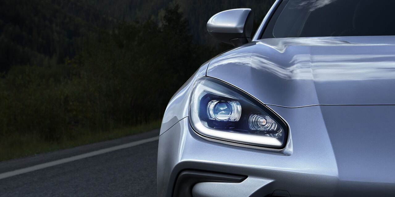 フルモデルチェンジしたsubaru Brz 画像集第2弾はブルーとシルバーの32枚 クルマのミライ Future Of Mobility フルモデルチェンジしたsubaru Brz 画像集第2弾はブルーとシルバーの32枚 クルマのミライ Future Of Mobility