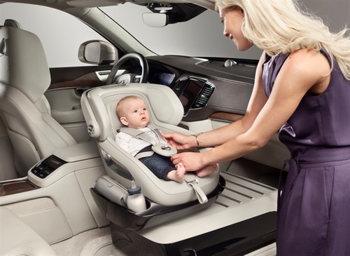 165529_Excellence_Child_Seat_Concept
