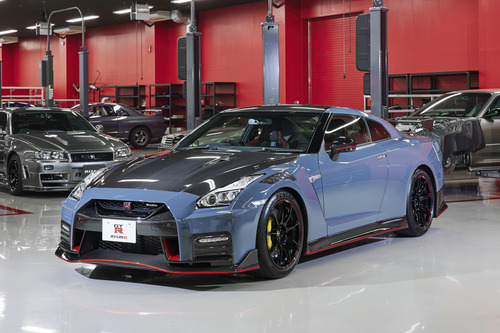 22MY_New_GT-R_NISMO_3755-1200x800