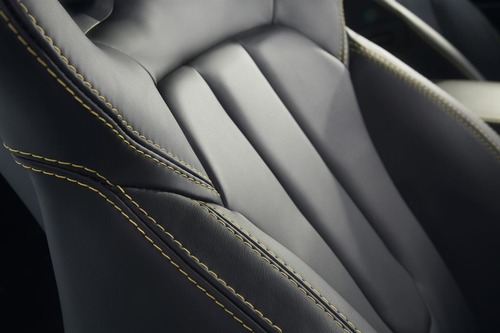 RR_EVQ_13MY_LE_100113_19_LowRes