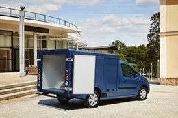 Renault_92898_global_en