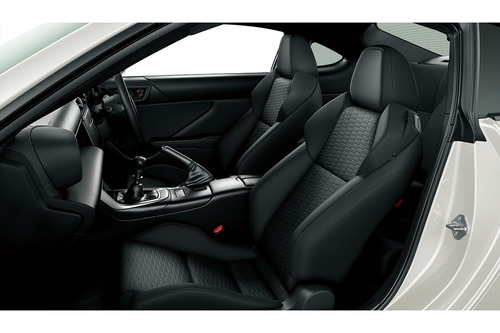 34 GR86_P36_RC_K1X_Seat_サイズ変更