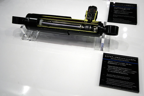 semi-activ-sus-hitachi