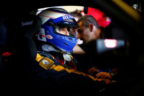 Renault_63014_global_en