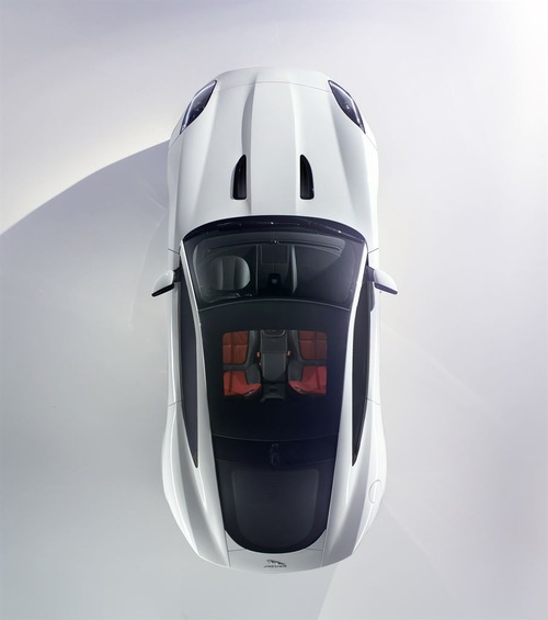jag_f-type_coup_studio_white