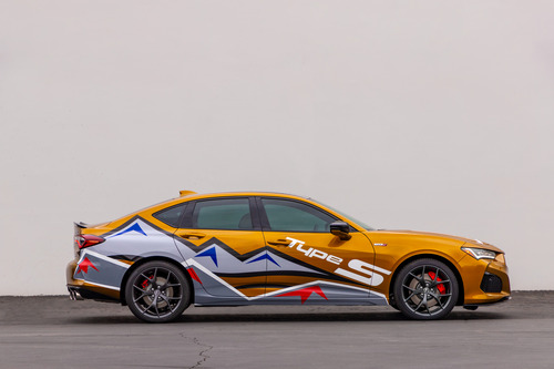 Acura_Pikes Peak_2021_Pace_Car Solo-1200x800