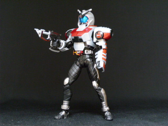 S.H.Figuarts（真骨彫製法） 仮面ライダーカブト ライダー