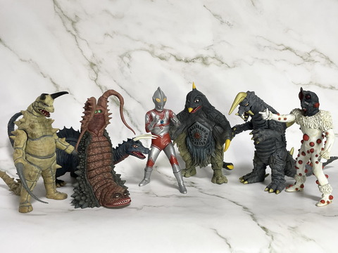 究極大怪獣 第参集 全6種 新品未開封 エレキング ベムスター アストロモンス他 究極大怪獣 第参集 全6種 新品未開封 エレキング ベムスター