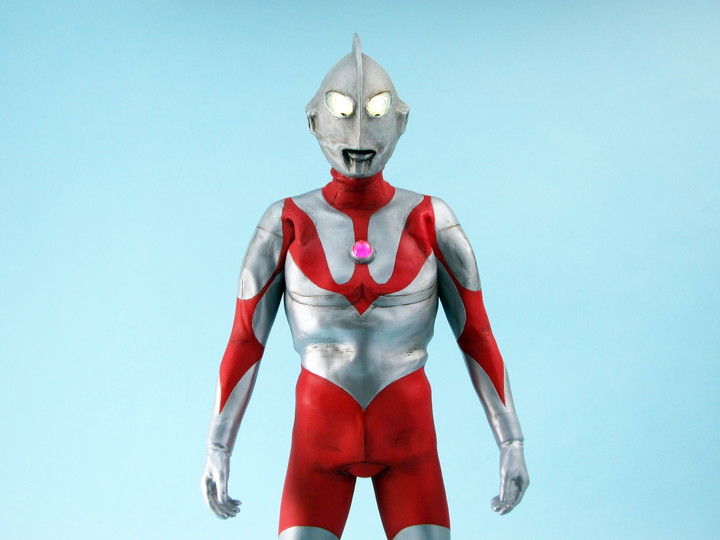 ハンサムタロウエム謹製 ウルトラマン TYPE A 電飾発光改造！ : Yaman