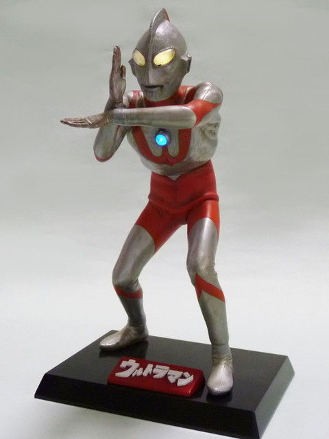 CCP ウルトラマン スペシウム光線　CCPフィギュアスタンド付き Amazon | CCP ウルトラマン スペシウム光線 1/6 特撮シリーズ
