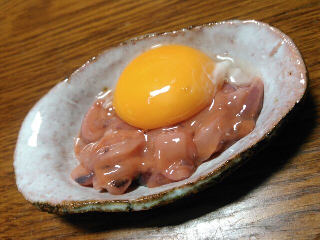 いかの塩辛 黄身和え マイルドになって美味い トトズキッチン 父親である私がザックリ簡単に 適当に作ってます 家呑みが好きなおっさんです いかの塩辛 黄身和え マイルドになって美味い トトズキッチン 父親である私がザックリ簡単に 適当に作ってます 家呑みが好きなおっさんです