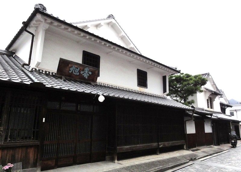 山翡翠 翡翠 かわら版 Archives 柳井 白壁の町並み 山翡翠 翡翠 かわら版 Archives 柳井 白壁の町並み