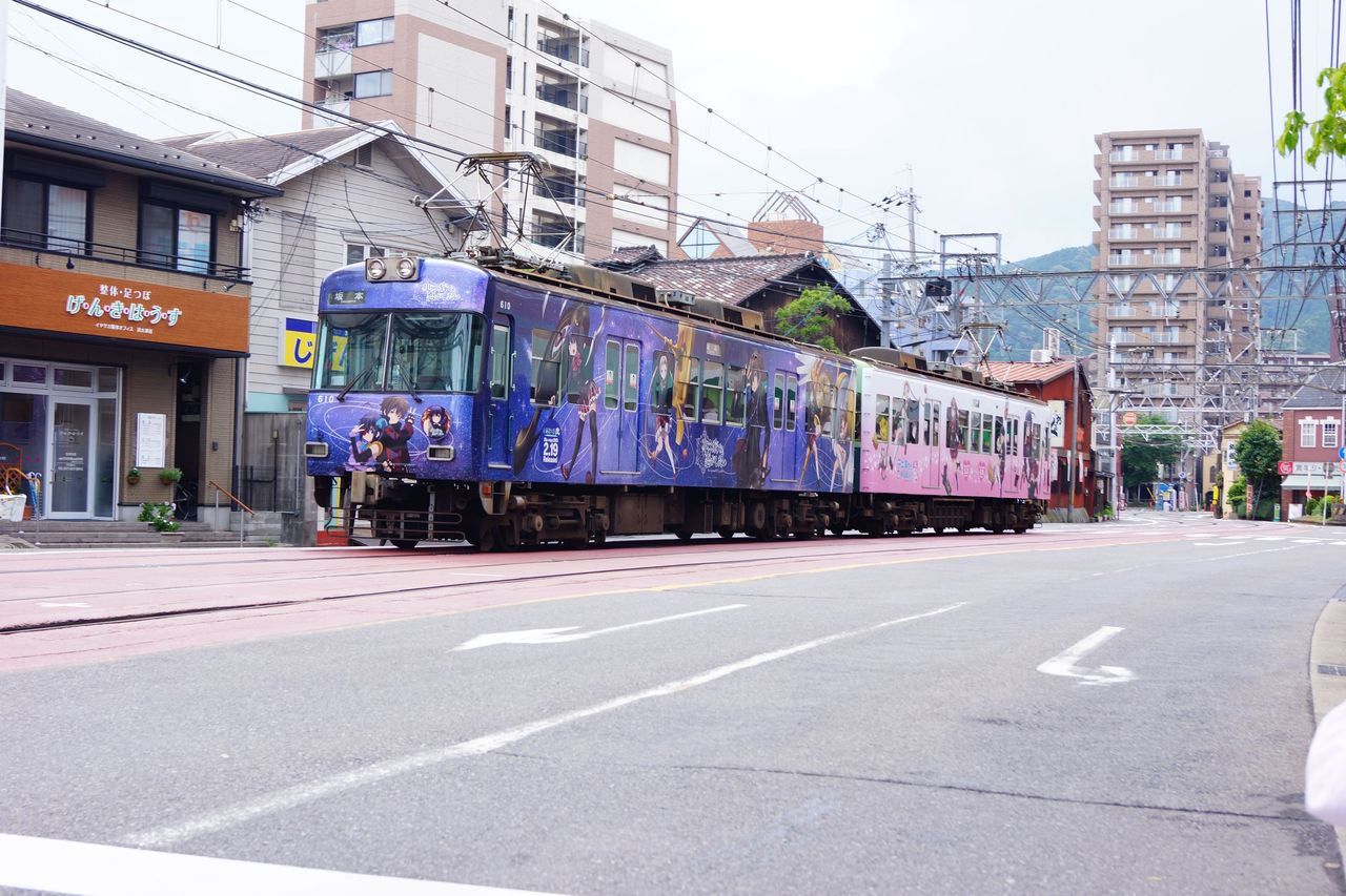 画像大量 中二病でも恋がしたい 京阪ラッピング電車 俺のメモ