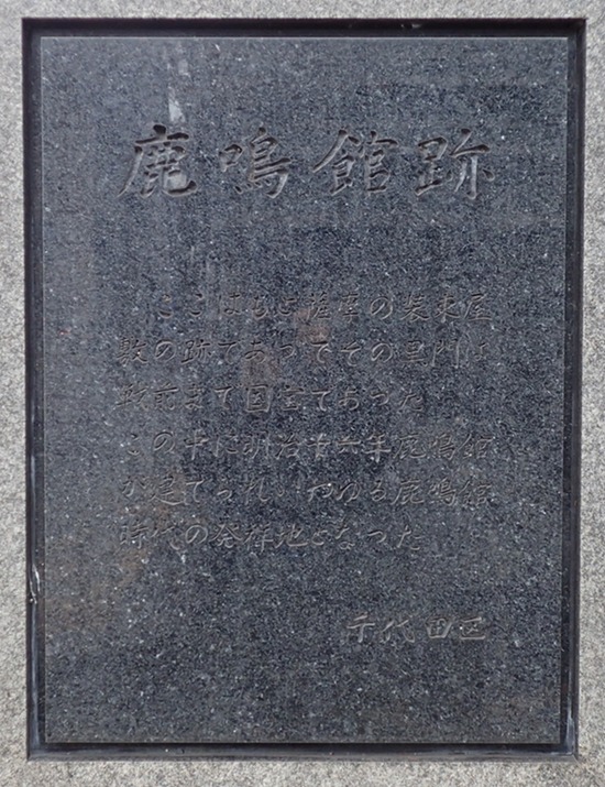 PC220140
