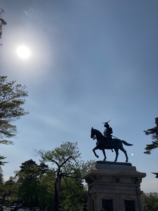 伊達政宗騎馬像