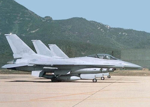 Kf 16墜落 米メーカーの欠陥指摘を無視 典型的な人災 われおもふこと