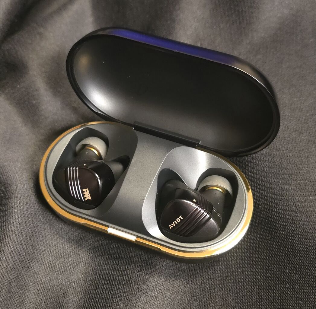 AVIO T TE-W1-PNX ピヤホン8 ピヤホン8ことAviot TE-W1-PNKレビュー｜ピヤホン6,7と比較
