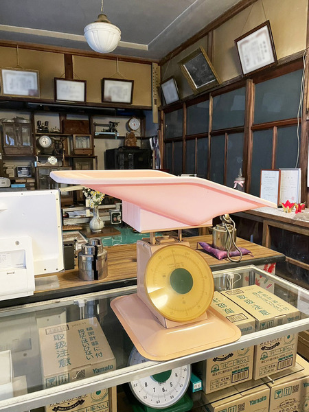 ピンクのはかり2_1