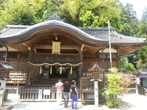 ひとこと主神社