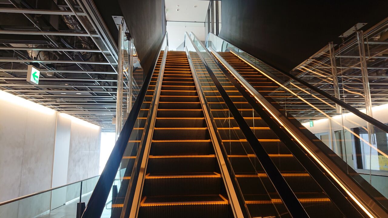 乃木坂46聖地巡礼ガイド 東京編 乃木坂46 Walker