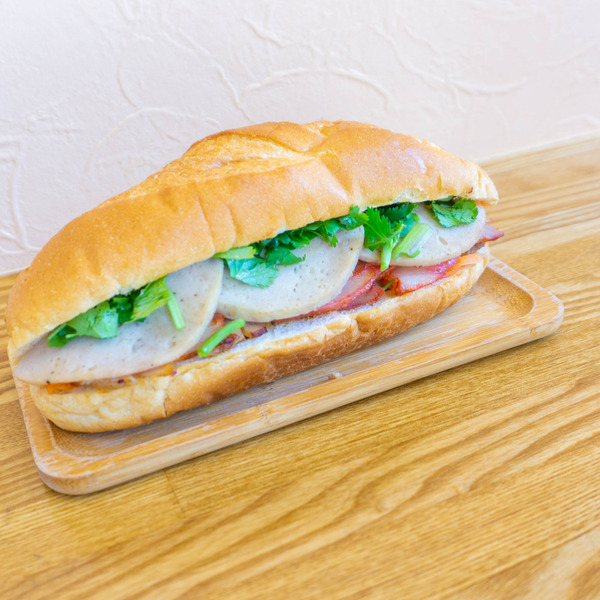 ティエン-22032818